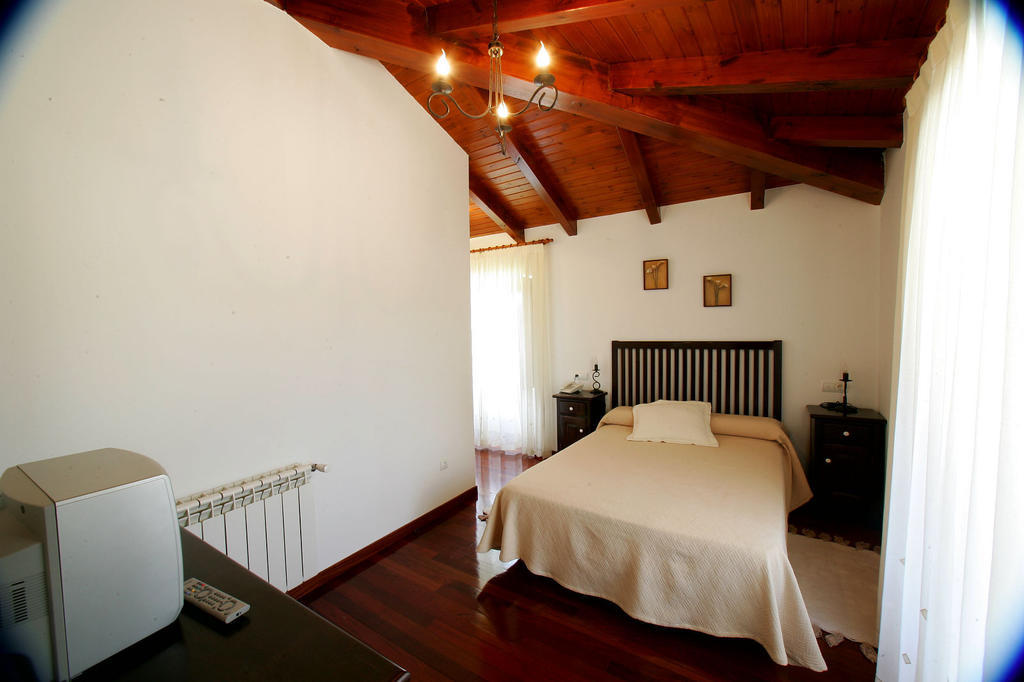 Casa Da Botica A Estrada Hostel Os Casares Kamer foto