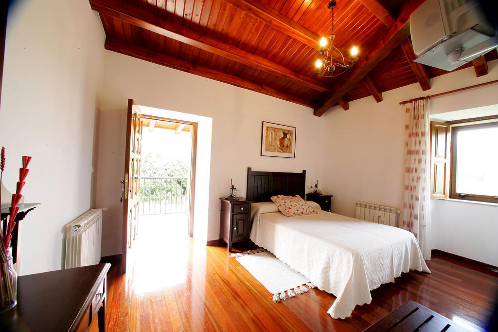 Casa Da Botica A Estrada Hostel Os Casares Buitenkant foto